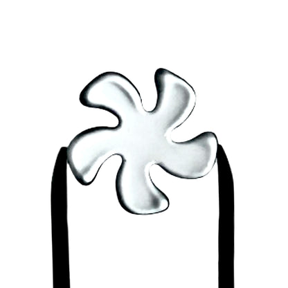 15mm Quartz Flakes by Black Market Glass